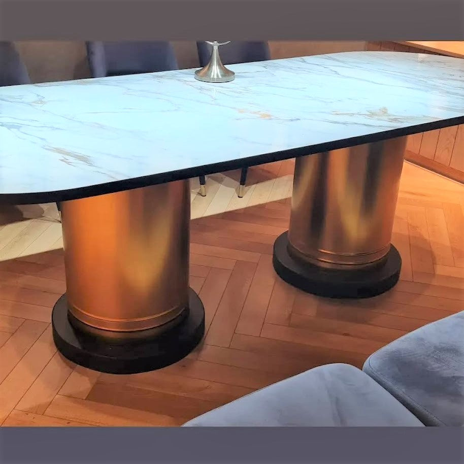 Bipolar Dining Table